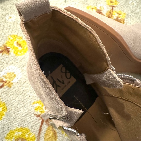 Dolce Vita Ankle Boot, Tan or Buck Color, Size 9, Heeled Leather Bootie - Picture 7 of 11